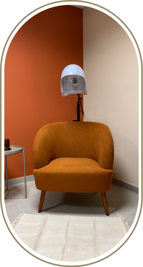 Casque de luminodermie qui traite la perte de cheveux et l'alopécie.